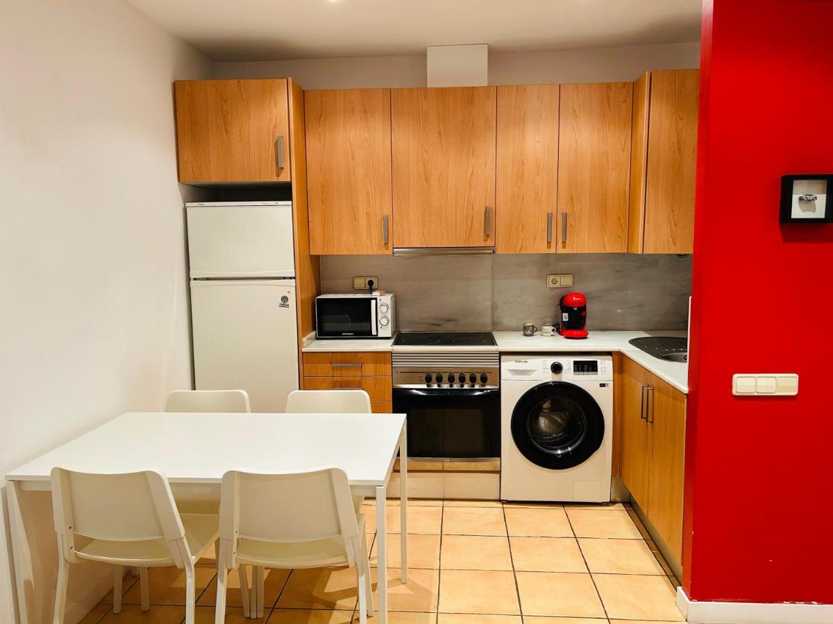 Centrico A 150 Metros De La Playa. Parking* Appartement