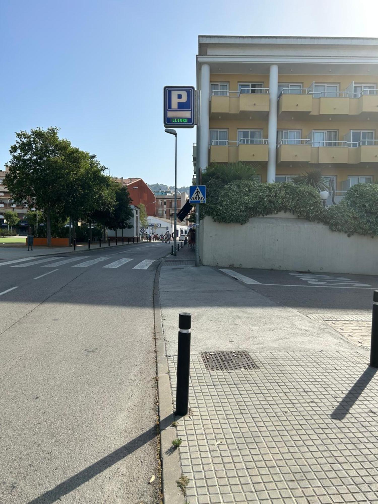 Centrico A 150 Metros De La Playa. Parking* Appartement